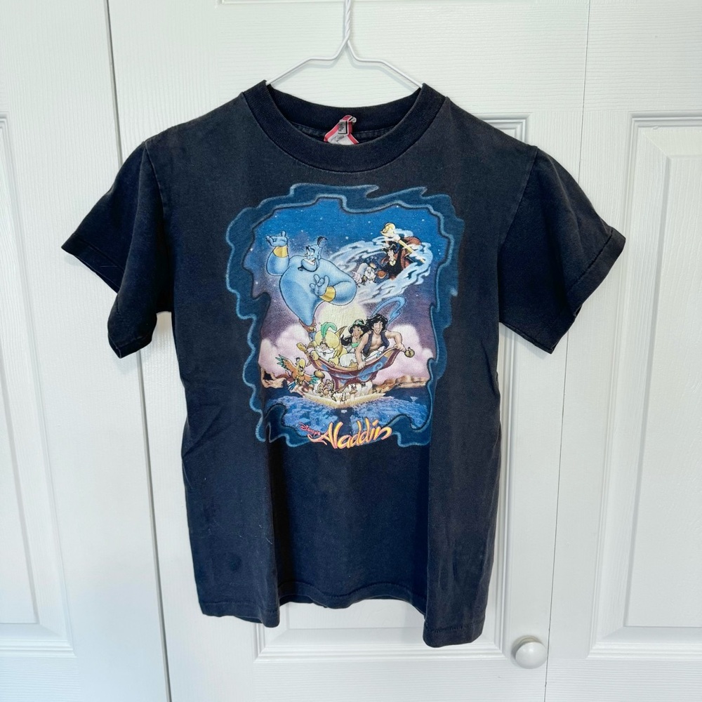 SUPER RARE Vintage Disney Aladdin single stitch Youth Large t-shirt